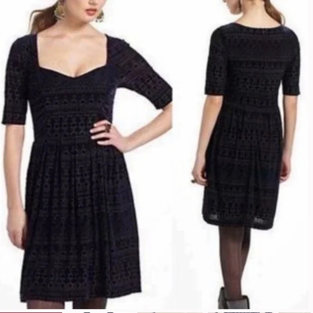 Meadow Rue Anthropologie geometric navy velvet three quarter sleeve dress size S